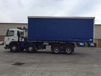 CSA fleet - hooklift truck tilted