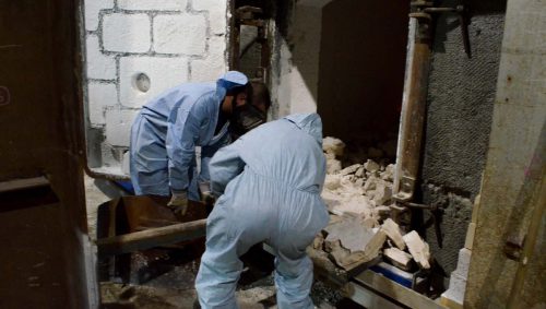 Viridian Glass Factory Job - Working in Hot Conditions